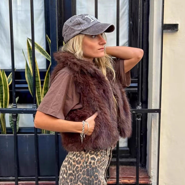 Dam ärmlös Faux Fur väst med vid Shawl krage
