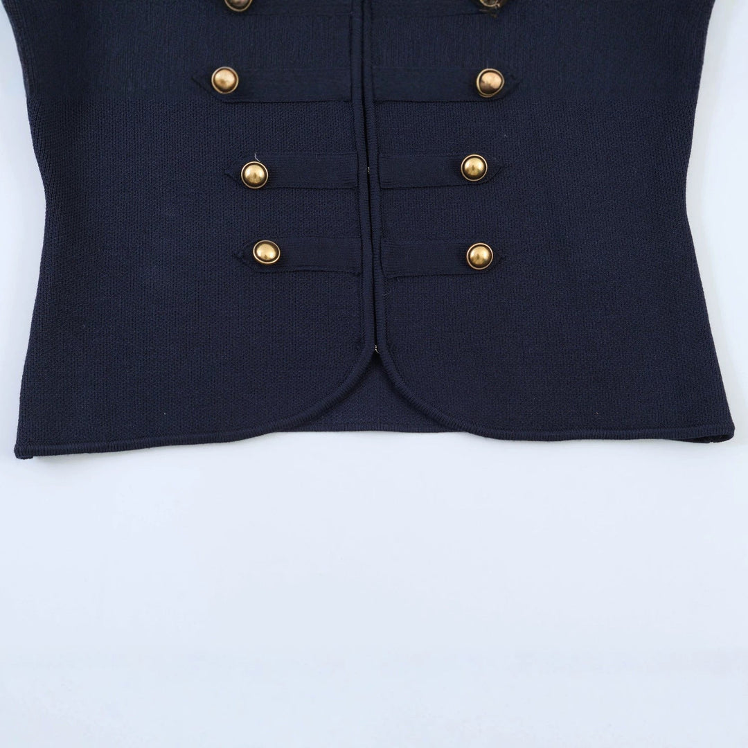 Dam Military Inspired Kort Jacka med Guld Dekorativ Knapp Knäppning