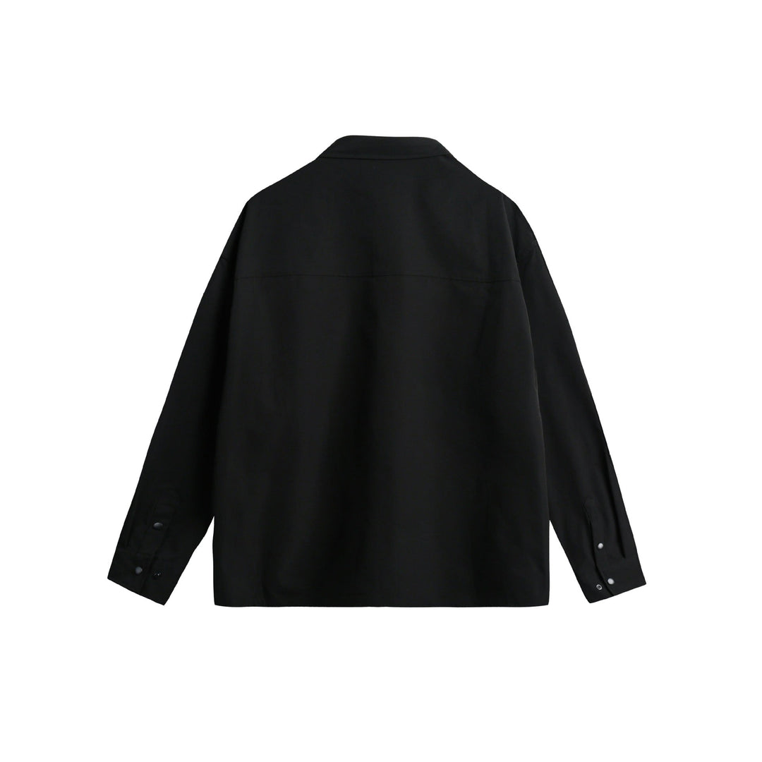 Unisex Overshirt Jacka i Utility Stil med Tryckknappsslå och Carabiner Detail