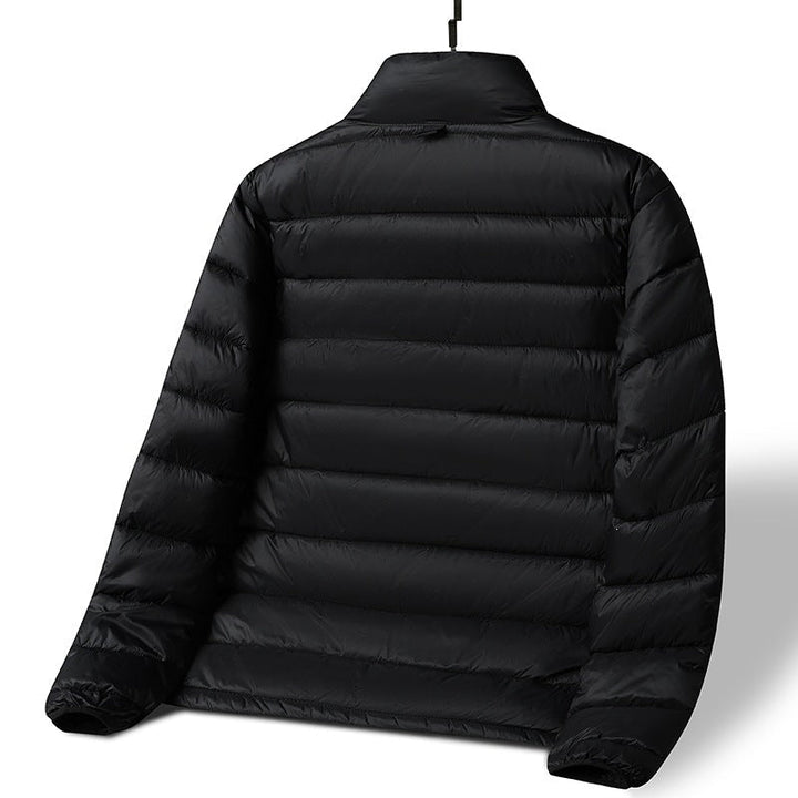 Herr Lätt Ultra-Warm Packbar Quiltad Jacka med Horizontal Quilting, Hög Ståkrage, och Tvåvägsdragkedja