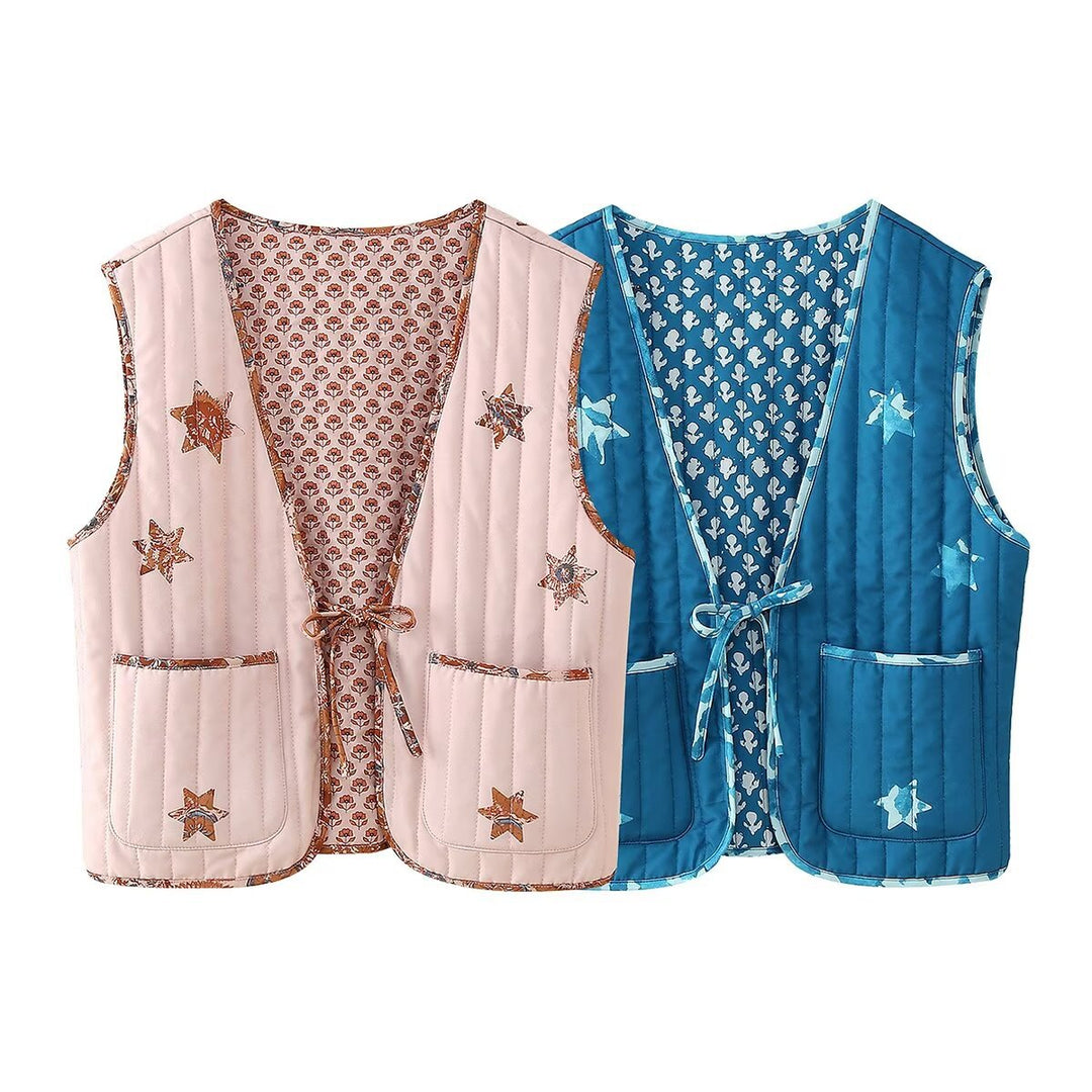 Dam quiltad reversible väst med tie bälte, påsydda fickor, och star appliqué