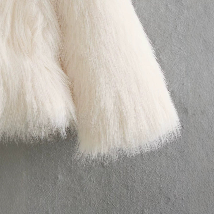 Dam Kort Skärning Vegansk Faux Fur Jacka med Wide Shawl Krage