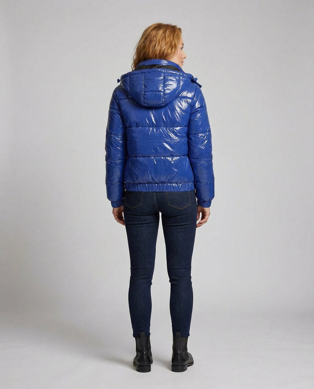 High-gloss dam quiltad jacka
