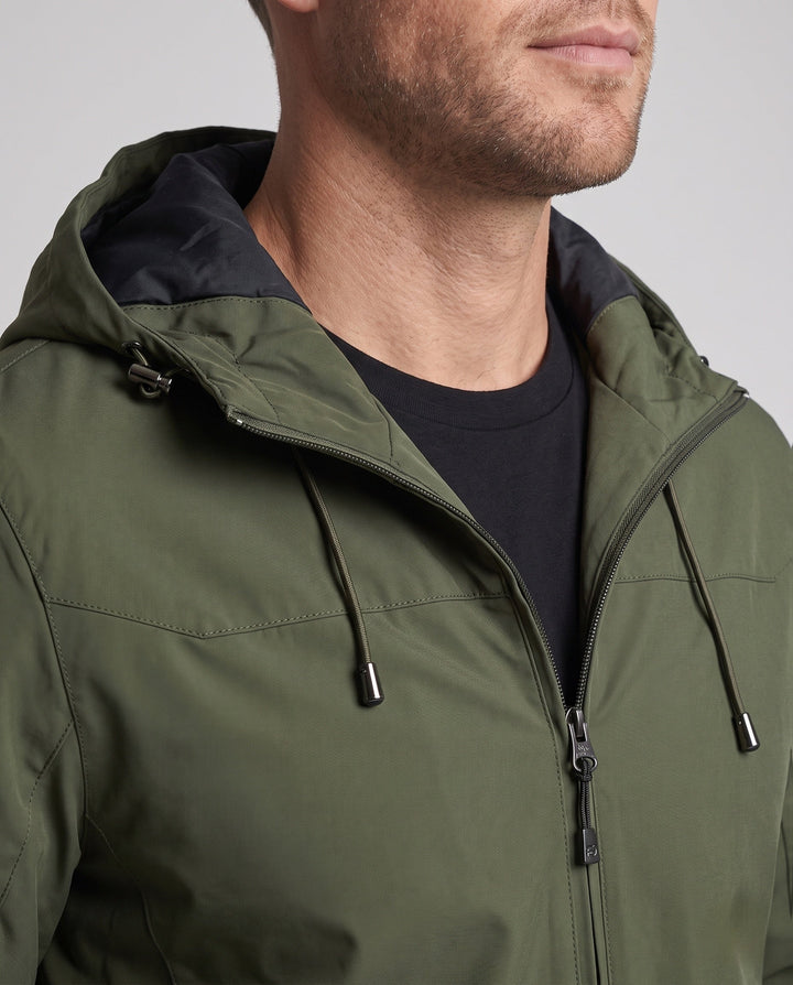 Herr lätt softshell utomhusjacka med justerbar huva, vindtät membran, och fickor med dragkedja