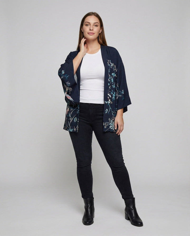 Dam Lätt Kimono Jacka med Blommig All-Over Tryck, Open Front och Wide 3/4 Ärmar