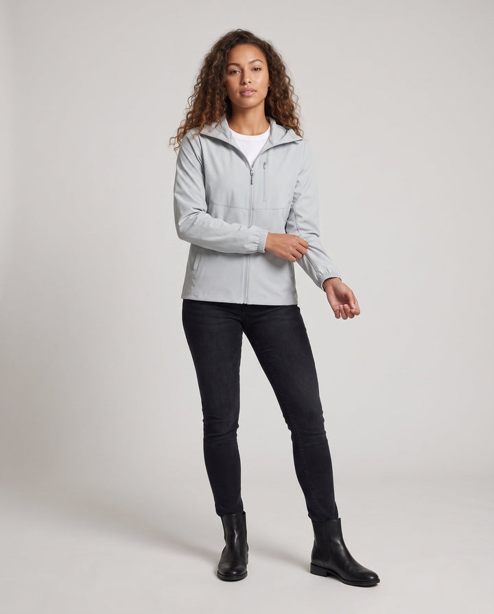Dam lätt outdoorjacka med praktisk huva design