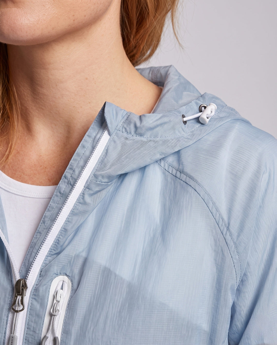Dam lätt vindjacka med multifunctional inserts