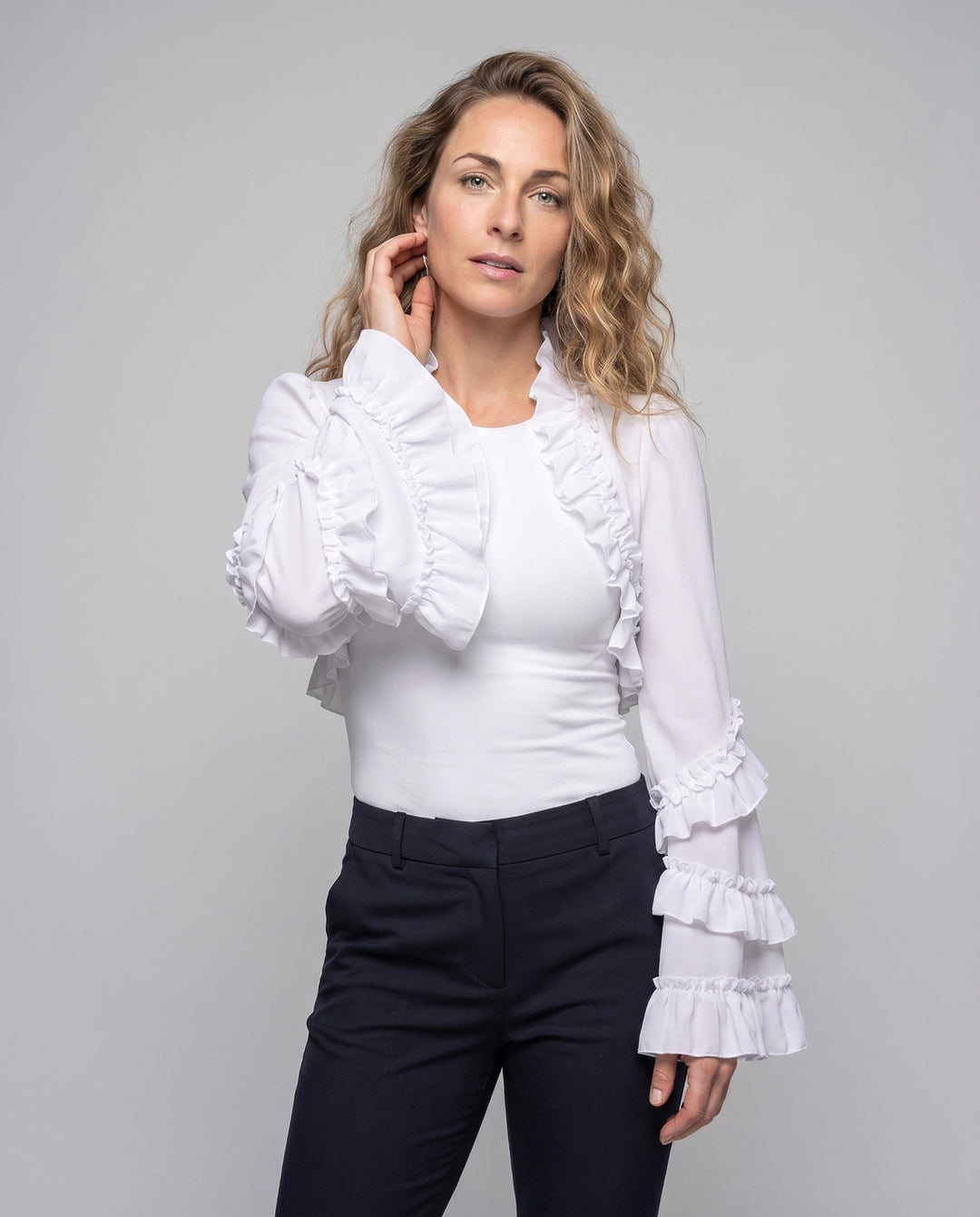 Dam elegant ruffle jacka med voluminous ärmar