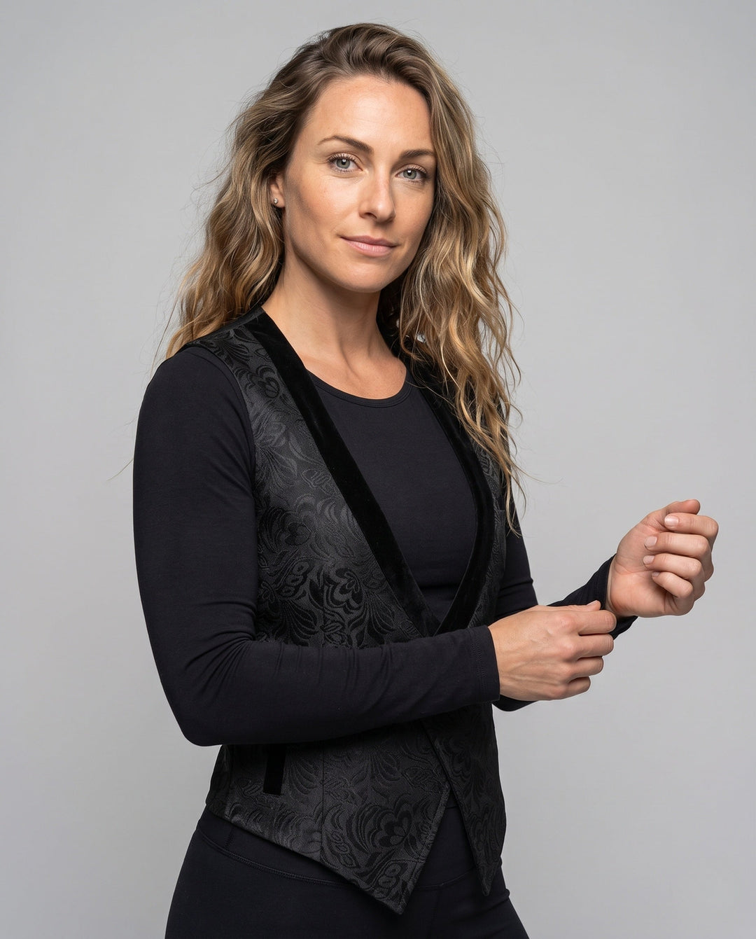 Dam elegant sammet väst med blommig design