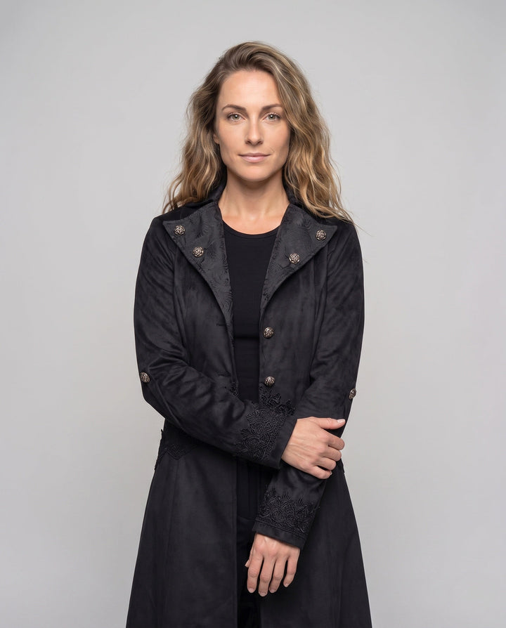 Dam elegant steampunk jacka med spets embellishments och asymmetrical fåll