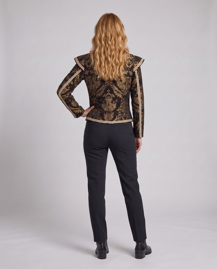 Dam elegant Brocade jacka med Intricate Embellishments