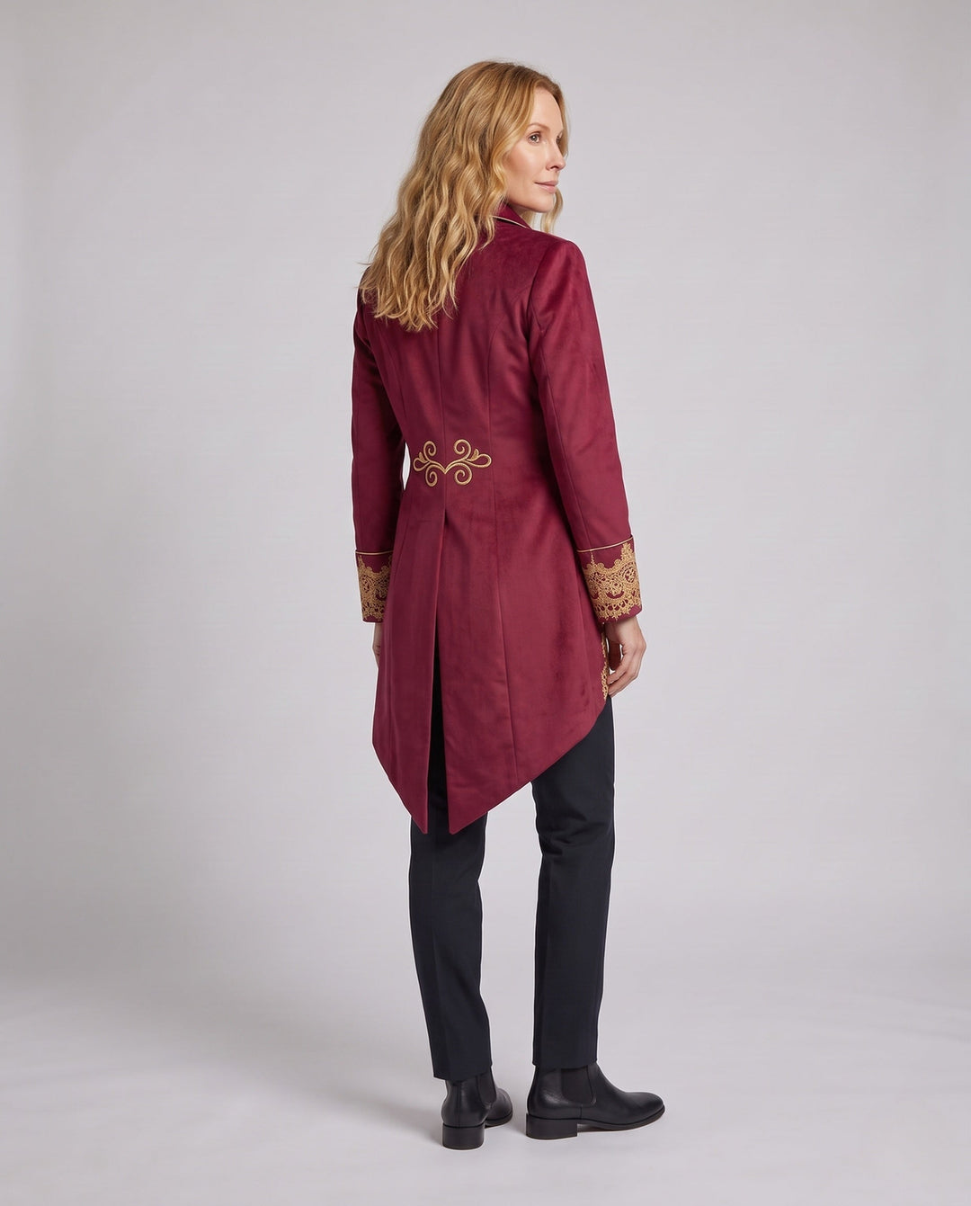 Dam elegant Gala jacka med intricate Gold mönster