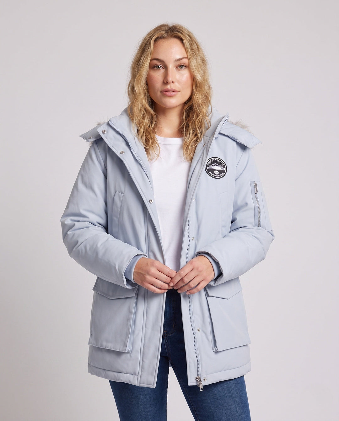 Dam Funktionell Kort Parka med Avtagbar Faux Fur Huva och Utility Fickor