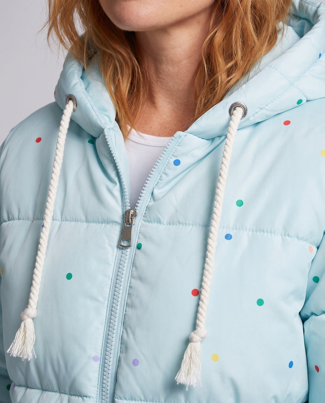 Dam Non-Quiltad Oversize Vadderad Jacka med Colorful Prick Appliqués och Huva