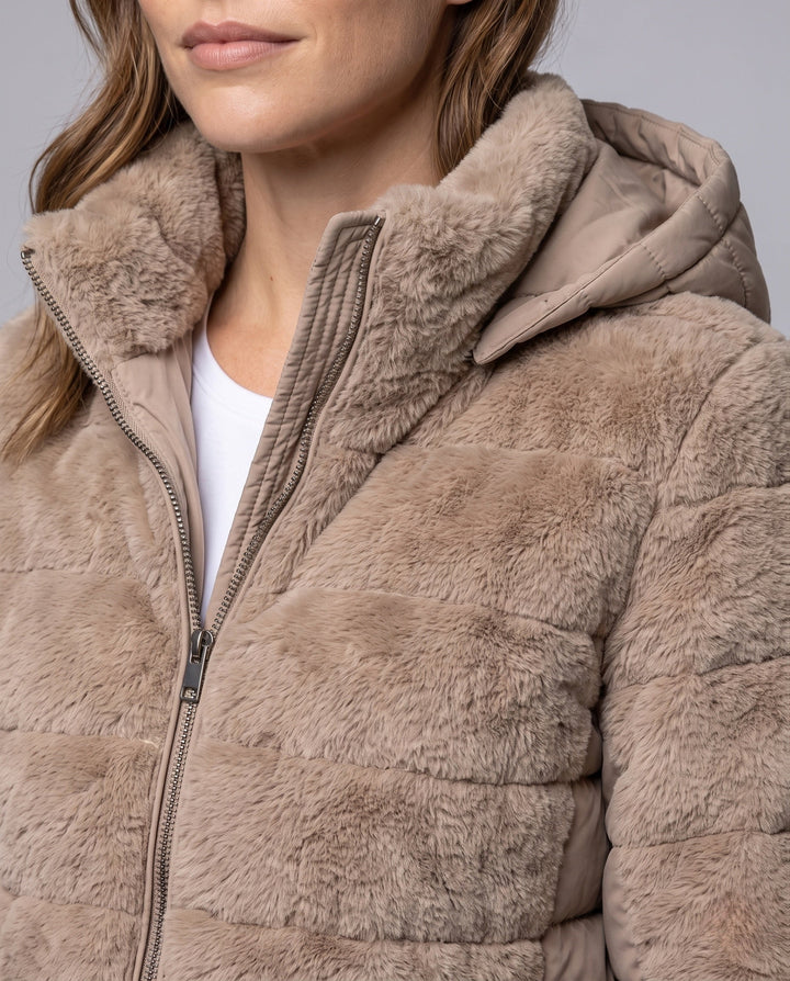 Dam Kort Quiltad Teddy Jacka med Huva och Vadderad Side Panels