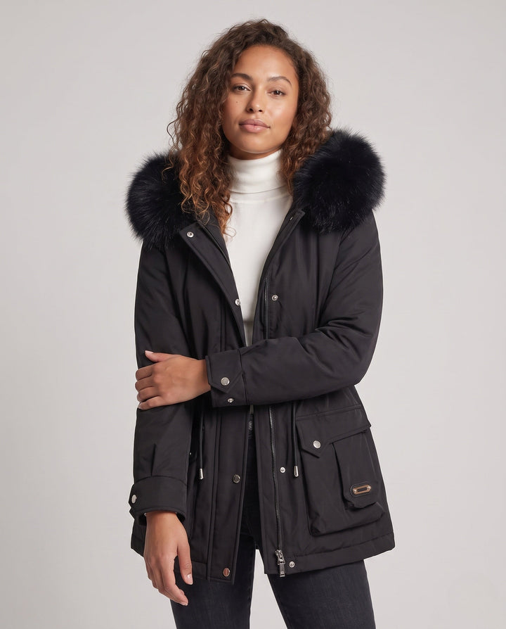 Dam Kort Isolerad Utility Parka med Modular Cargo Fickor och Voluminous Fur Krage