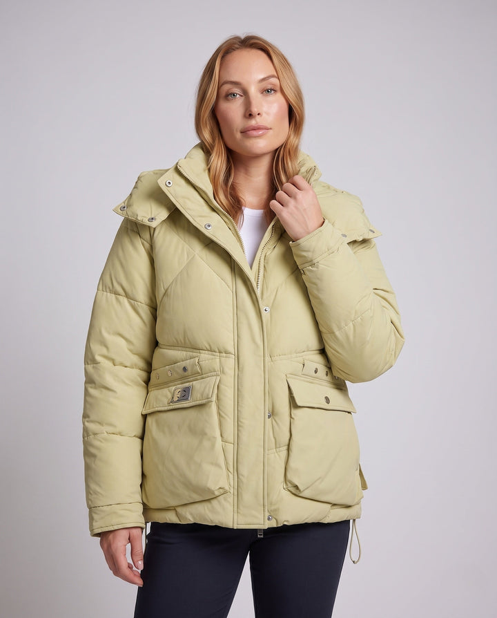 Dam Kort Thermo Parka med Oversize Huva, Lock Fickor, och Side Dragkedja Details