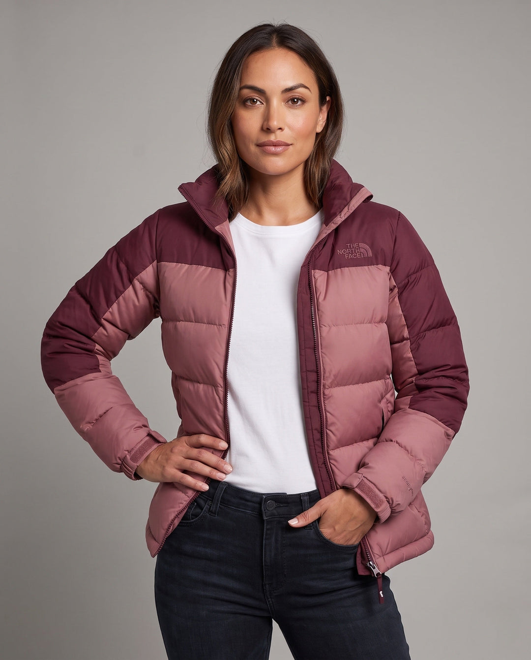 Dam Kort Vadderad Vadderad Jacka med Hög Krage och Contrasting Shoulder Yoke