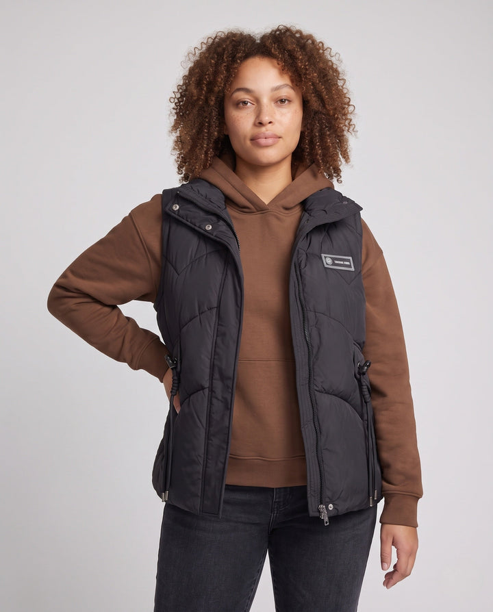 Dam Lätt Termisk Quiltad Väst med Integrated med Huva Inner Krage, Multifunctional Outer Fickor, och Justerbar Drawstring.
