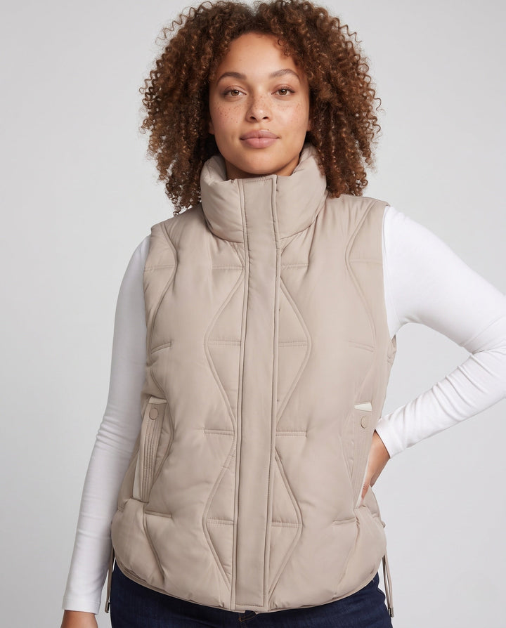 Dam Lätt Vadderad Outdoor Quiltad Väst med Asymmetric Front Panel och Side Drawstring