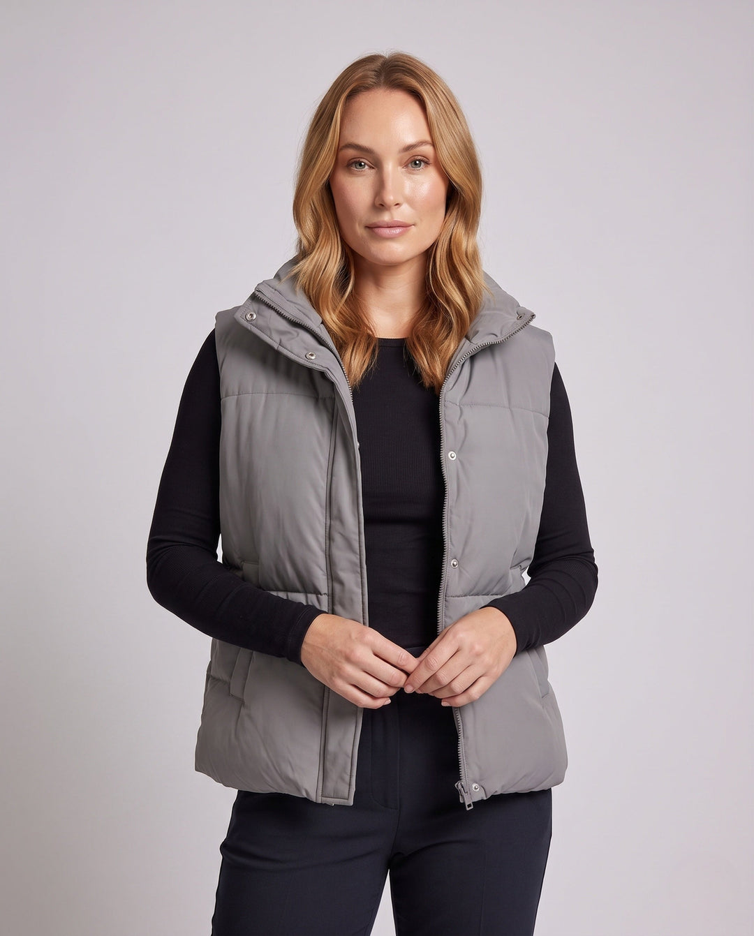 Dam Packable Lätt Quiltad Väst med Ergonomisk Shoulder Passform och Dold Two-Way Dragkedja