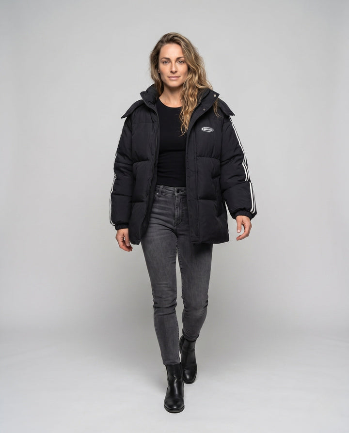 Unisex Oversize Quiltad Jacka med Contrast Stripes på Ärmar, Hög-Closing Krage, och Huva Knäppning