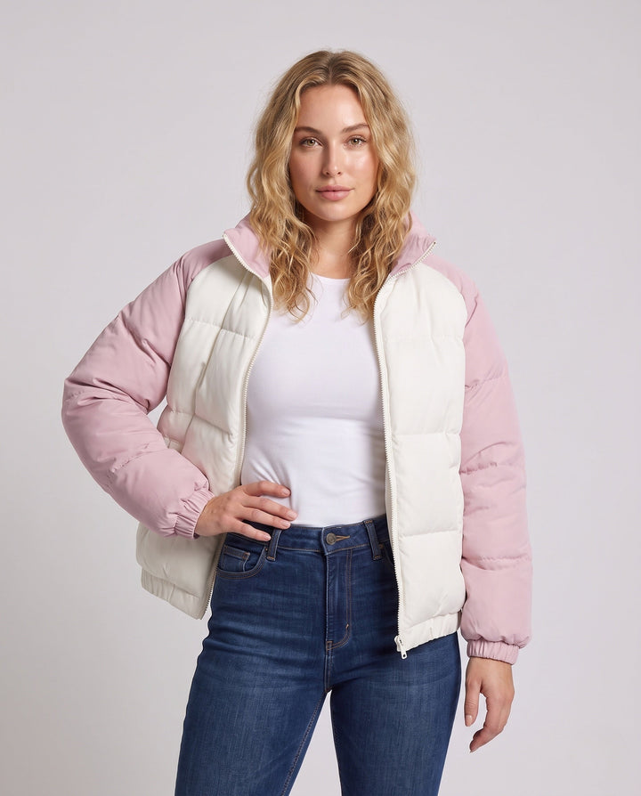 Dam Fashion övergångsjacka med kviltad design