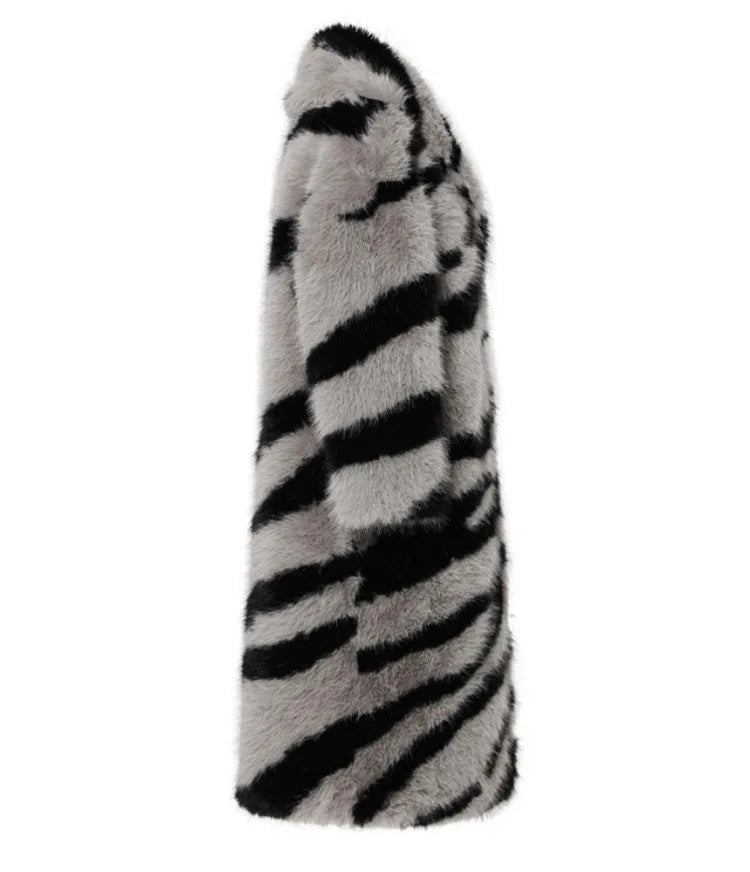 | Lång Päls Kappa Dam med Animal Tryck - Luxurious &amp; stilren vinter Design