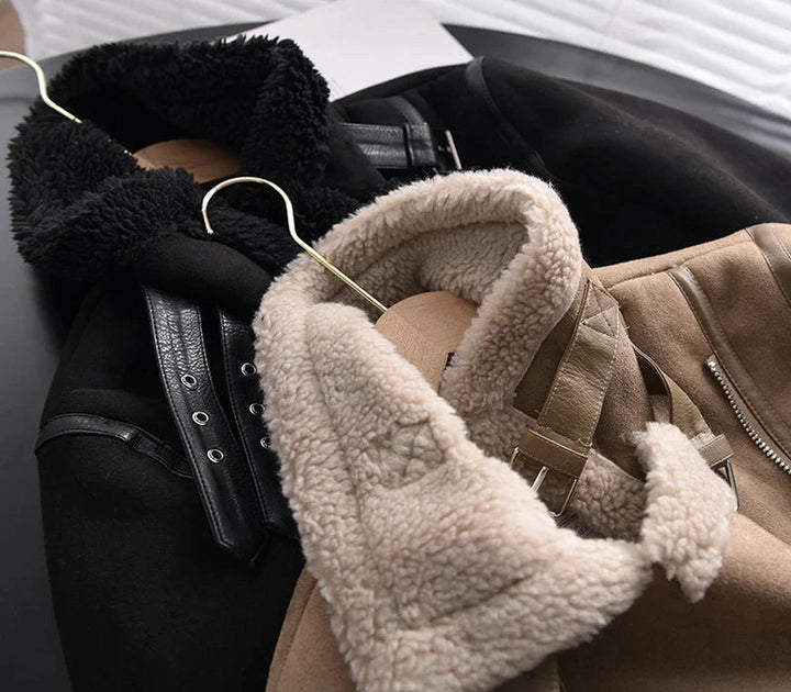 | Dam Sherpa Lined Läder Jacka med ribbade muddar
