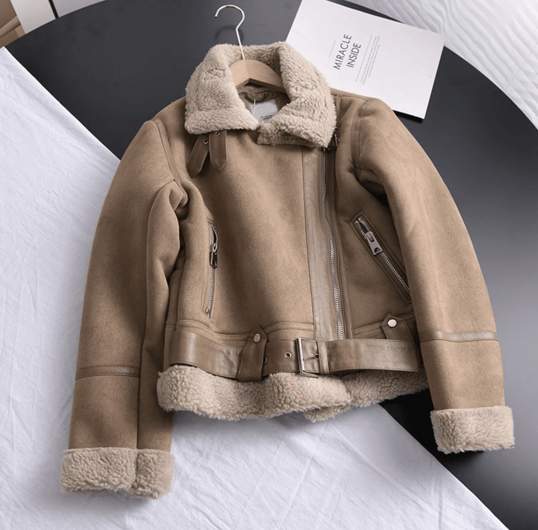 | Dam Sherpa Lined Läder Jacka med ribbade muddar
