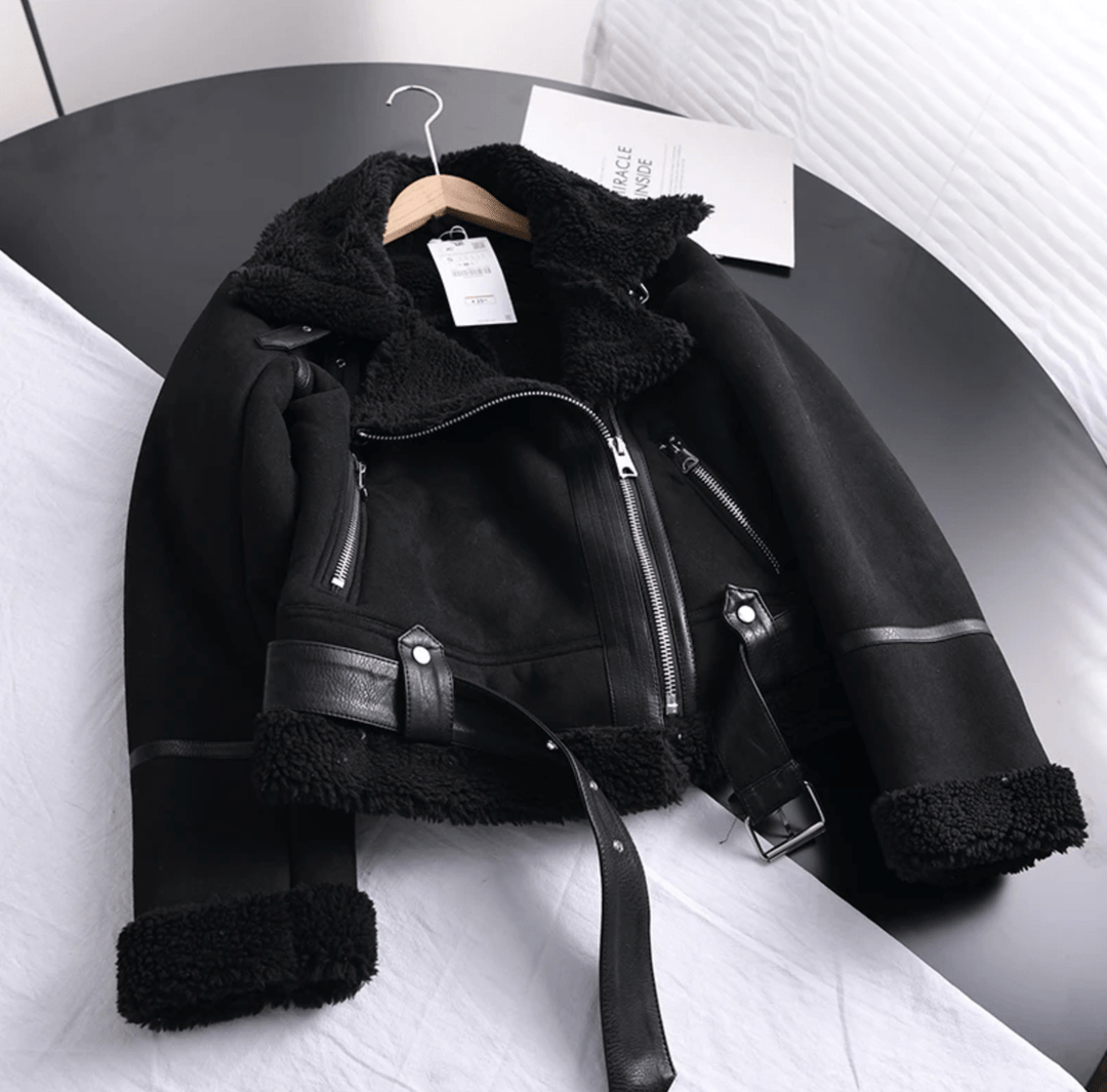| Dam Sherpa Lined Läder Jacka med ribbade muddar