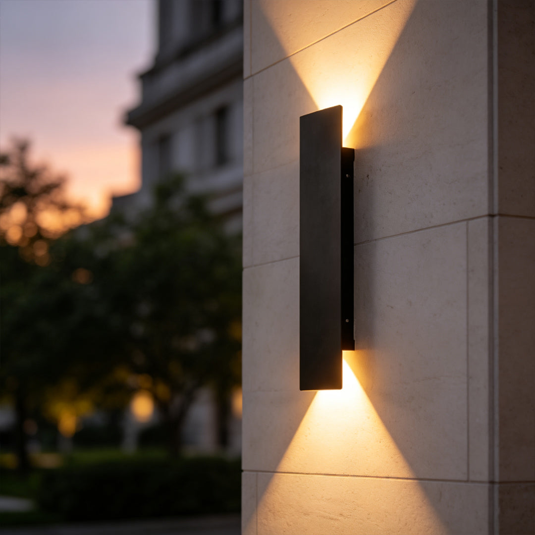 Svarta upp- och nedvägglampor Modern Minimalistisk LED-lampa