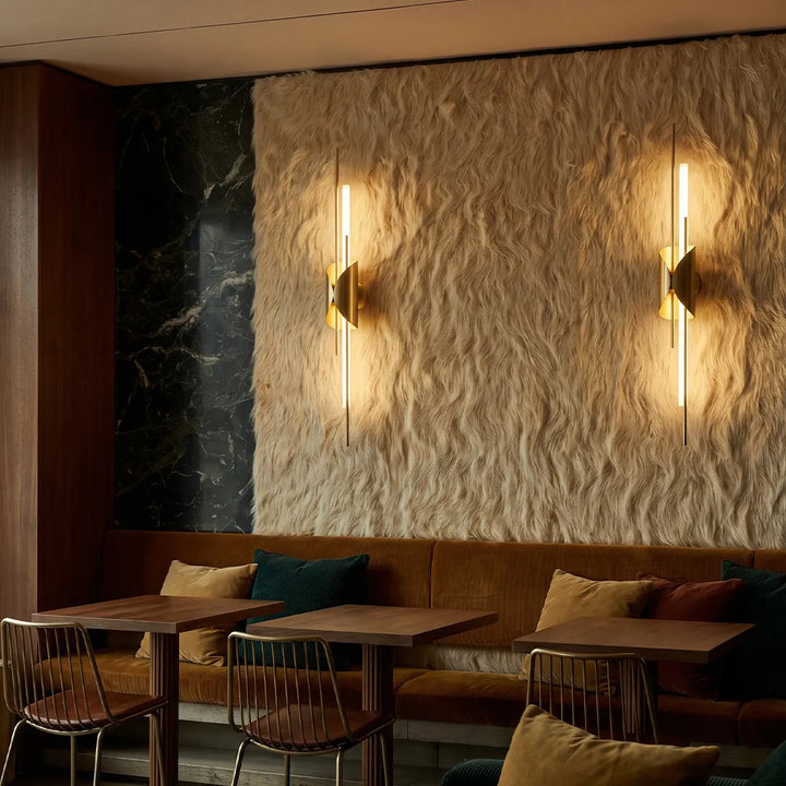 Brass Vägglampa Modern Linjär Skulptural Belysning
