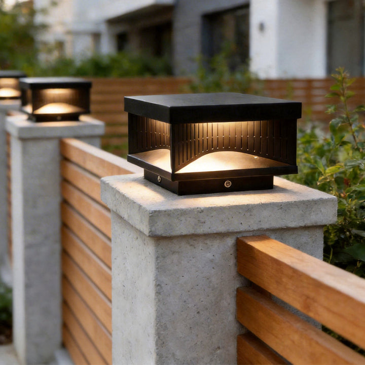 [Öppen Låda] Fyrkantiga Utomhus Pelarlampor Randig Dekorativ LED Lampa
