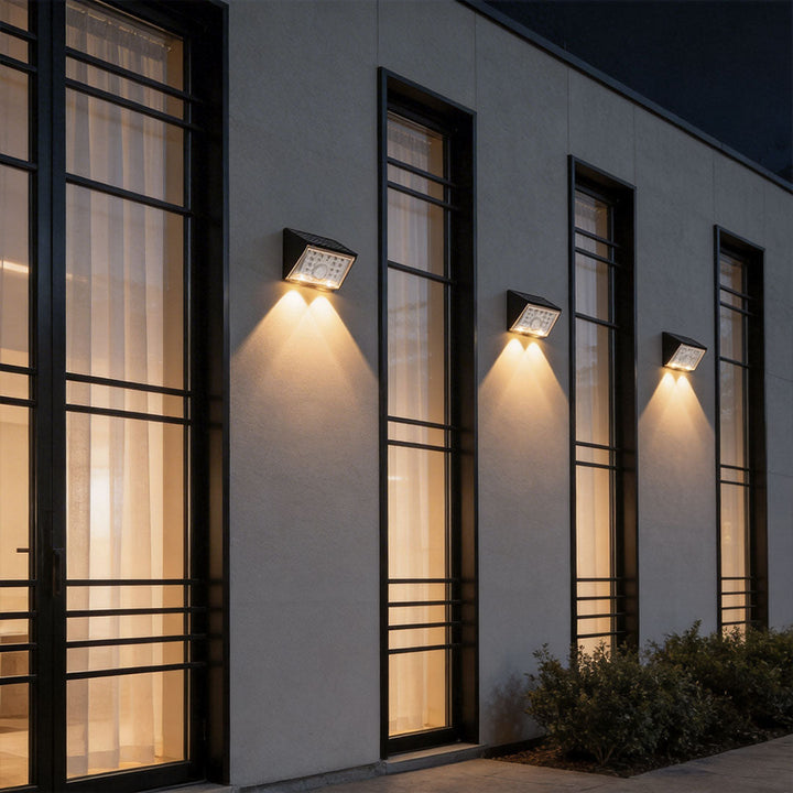 4 PCS Sensor Vägglampor Utomhus Modern Svart Solcellslampa