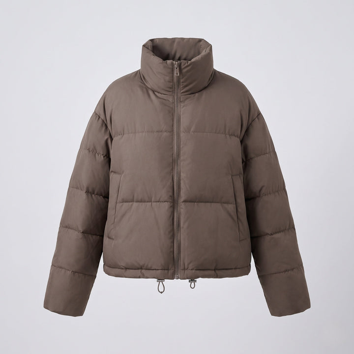 Dam Kort Skärning Vadderad Kort Puffer med Hög Stå Krage och Glansig Mikrofiber Surface