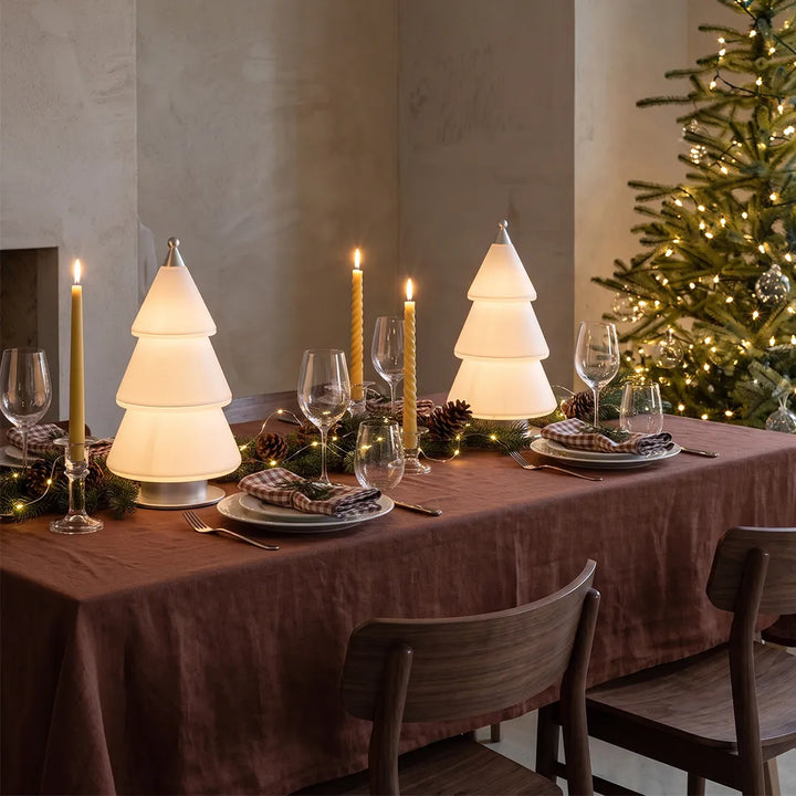 Vit samtida bordslampa Cedar julgran bordslampa